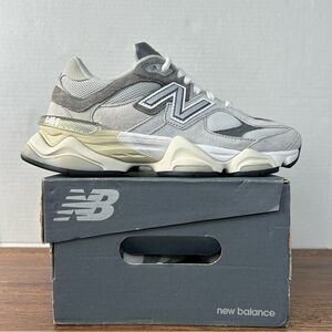 New Balance 9060 Rain Cloud Gray Sneakers Size M5/W6.5